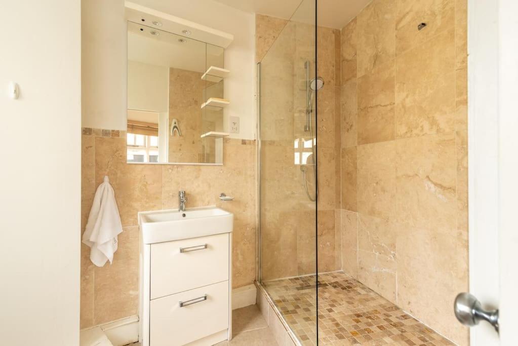 Look No Further The Stable Block In Beautiful Beaufort House 2 Bedrooms Bath Exterior photo